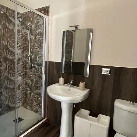 Carmen House بيت ضيافة كاتانيا