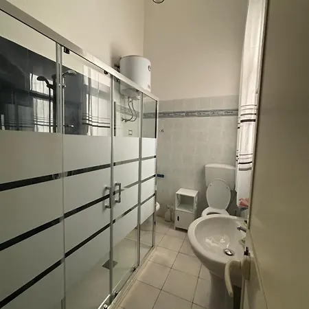 Carmen House بيت ضيافة *