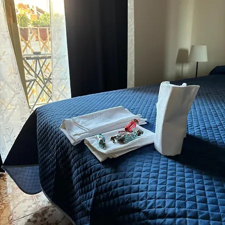 Carmen House بيت ضيافة كاتانيا