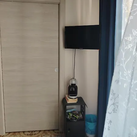 ゲストハウス Carmen House カターニア